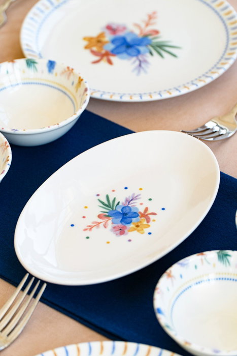 Hermia Dalya 16 Set de Desayuno de Porcelana de 16 Piezas